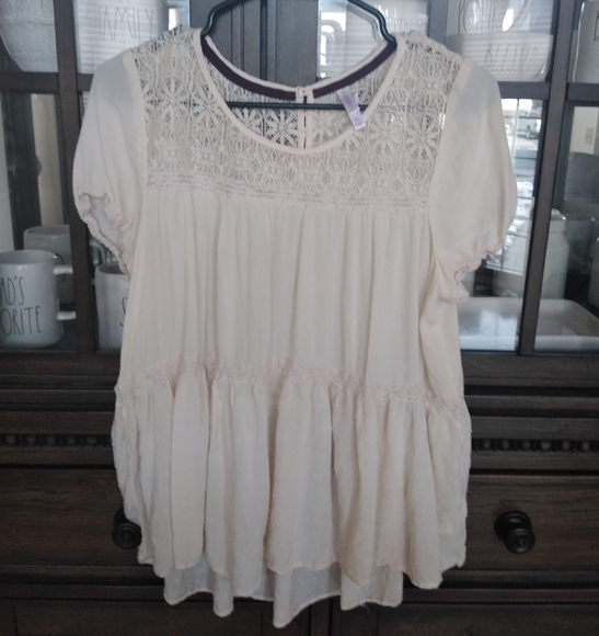 Xhilaration Tops - Xhilaration Beige Lace Blouse size XL